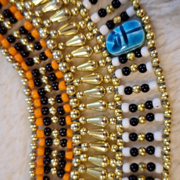 Cleopatra neck embleshed with stone scarabs necklace - Picture 2 of 4